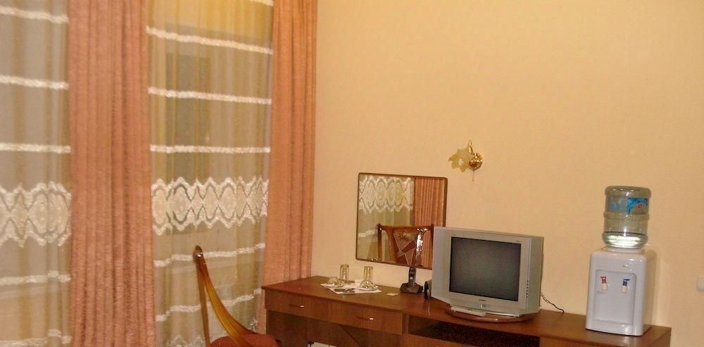 комната г Владивосток р-н Первореченский ул Гамарника 1 фото 8