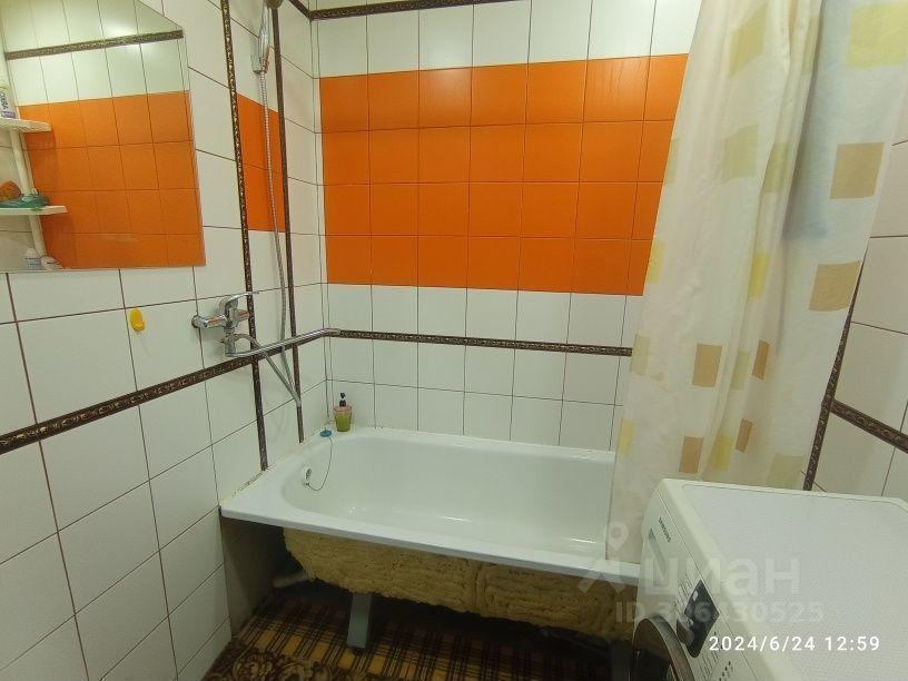 квартира г Екатеринбург р-н Кировский ул 40-летия Комсомола 16а фото 1