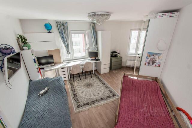 р-н Кировский ул Рассветная 6/2 фото