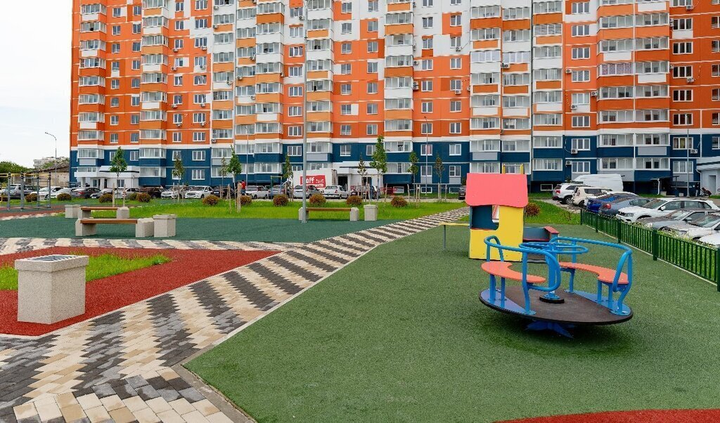 квартира г Новороссийск р-н Южный б-р Имени Дмитрия Шостаковича 10 фото 5