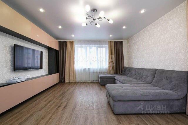 р-н Кировский дом 18/3 фото