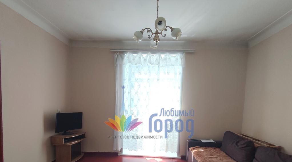 квартира г Новокузнецк р-н Центральный ул Ушинского 4а фото 3