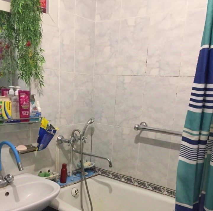 квартира г Волгоград р-н Дзержинский ул Качинцев 112 фото 4