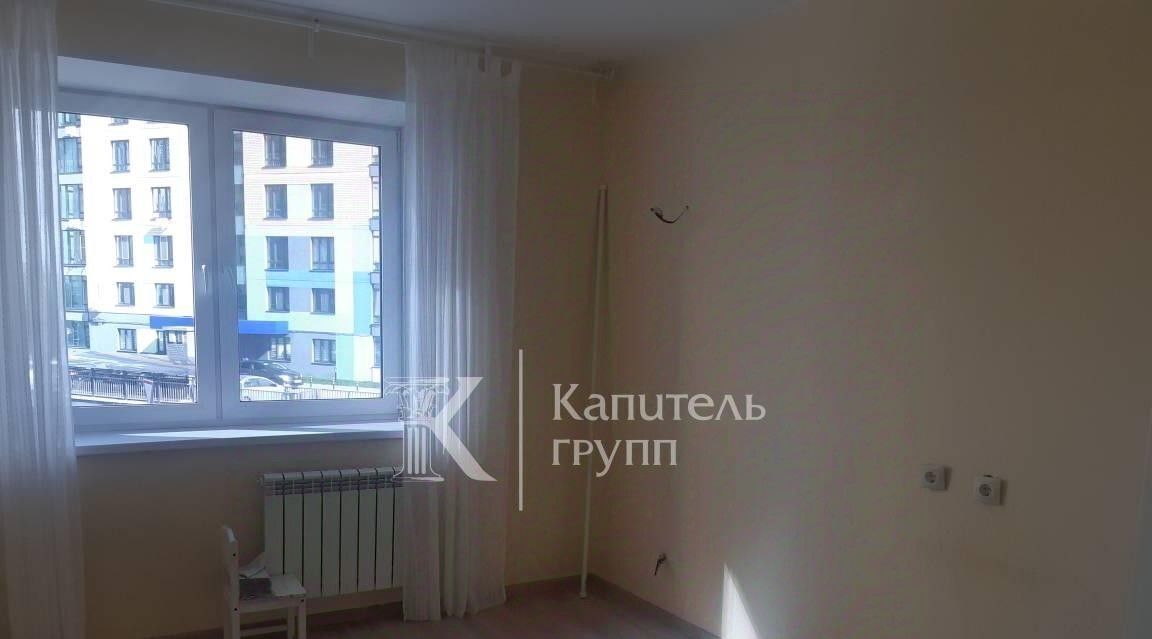 квартира г Тюмень р-н Центральный ул Мельникайте 32 фото 1