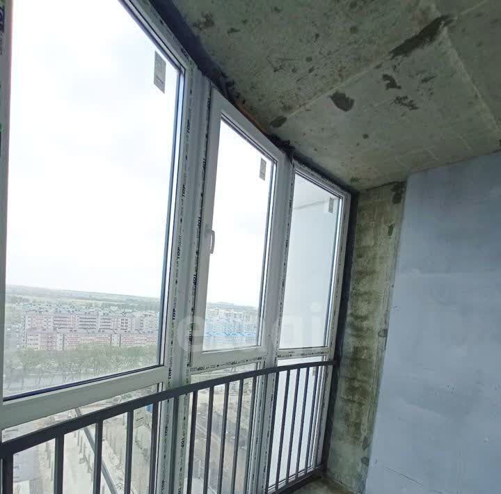 квартира г Краснодар р-н Прикубанский ул им. Адмирала Крузенштерна 6/3 фото 10