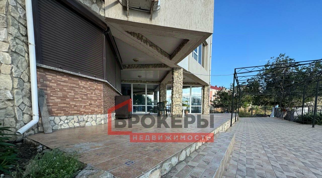 офис г Феодосия пгт Орджоникидзе ул Ленина 11а фото 6