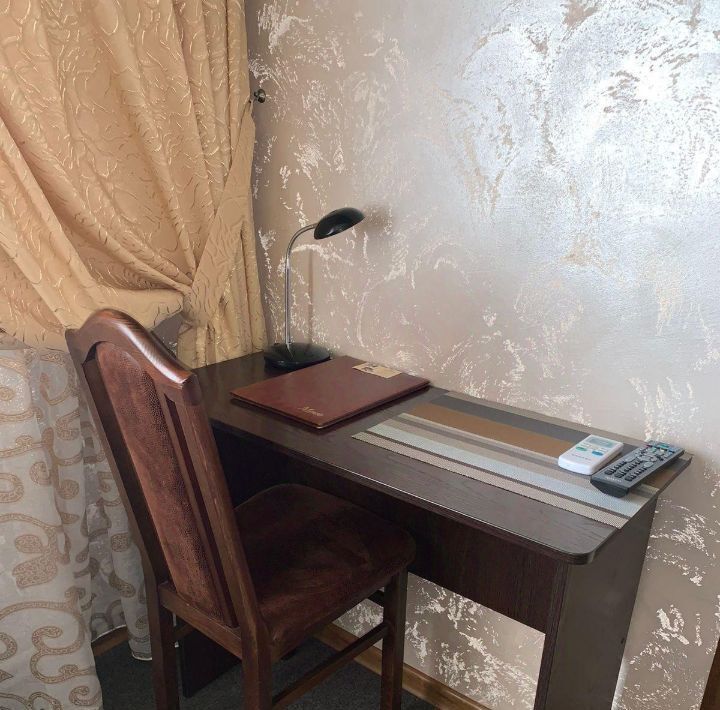 комната г Барнаул р-н Железнодорожный ул Юрина 141 фото 12