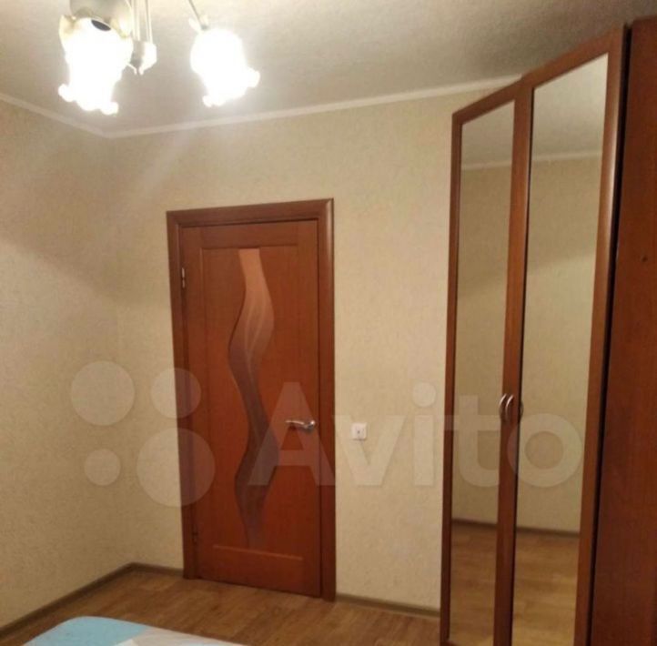квартира г Псков ул Шестака 10 фото 12