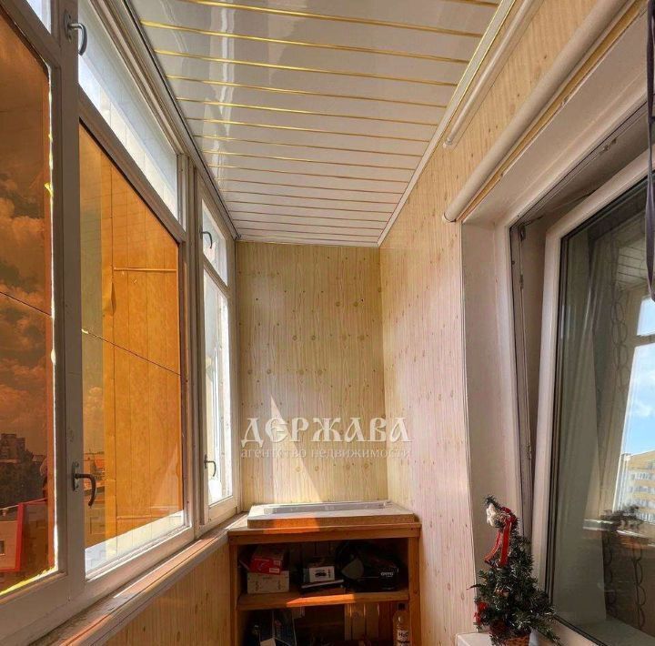 квартира г Старый Оскол Дубрава 1 кв-л, 21 фото 17