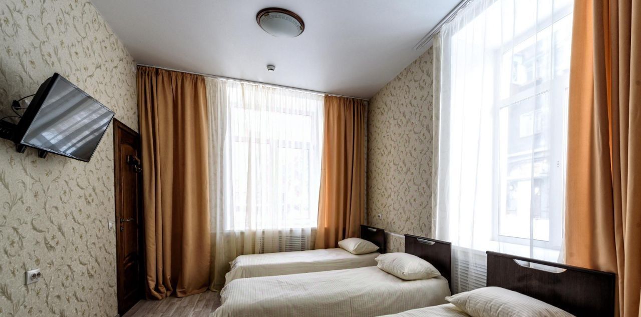 комната г Пермь р-н Дзержинский ул Ленина 61 фото 1