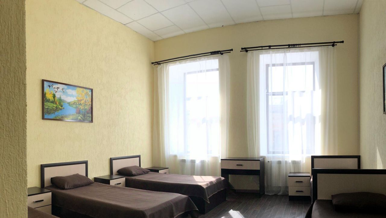 комната г Саратов р-н Фрунзенский пр-кт им Петра Столыпина 12 фото 1