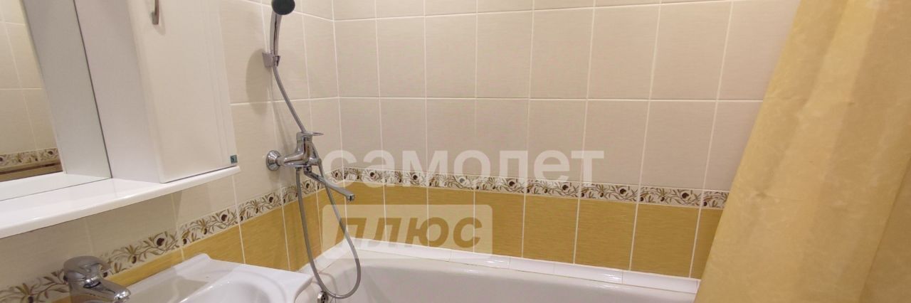 квартира г Набережные Челны р-н Автозаводский пр-кт Автозаводский 40/105 фото 9