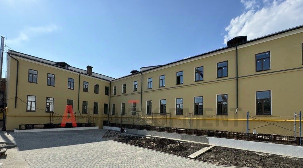 офис г Казань метро Площадь Тукая ул Кави Наджми 10 фото 6