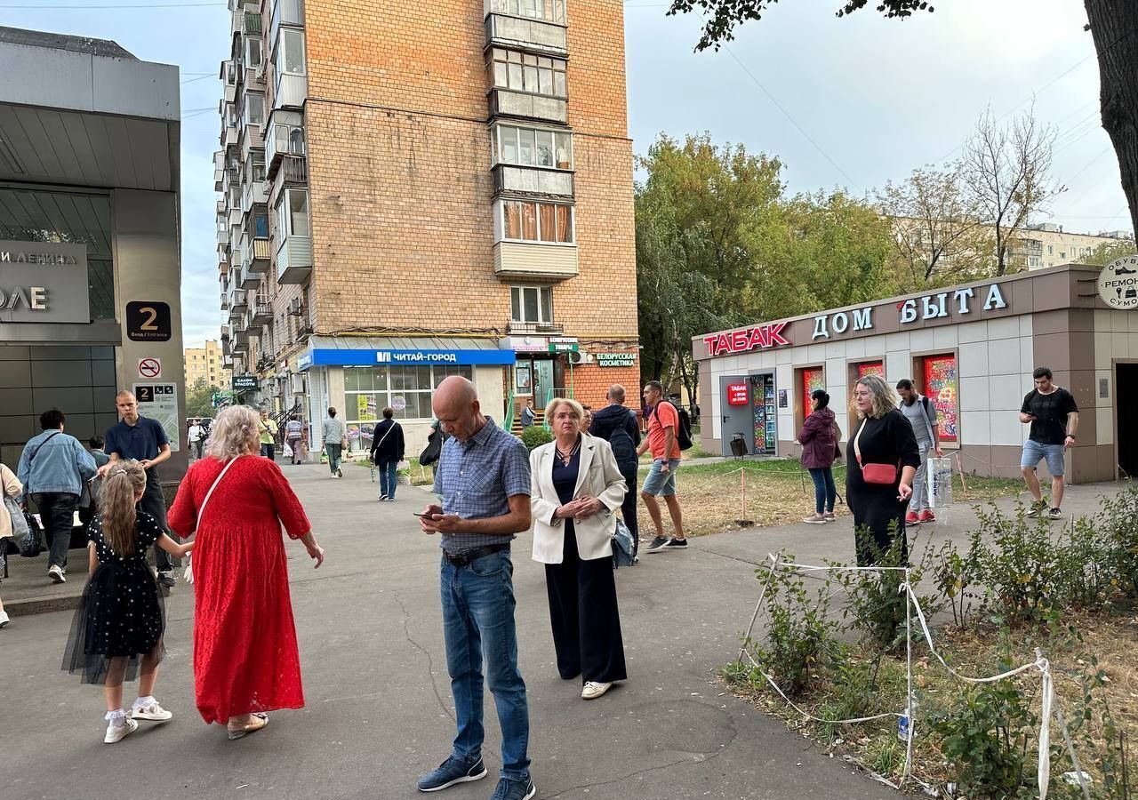 торговое помещение г Москва ул Маршала Бирюзова 17 поле, Октябрьское фото 6