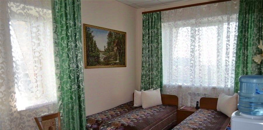 комната г Владивосток р-н Первореченский ул Гамарника 1 фото 1