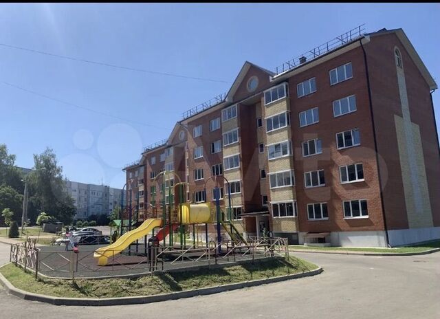 р-н Троицкий административный округ р-н Роговское, поселение Роговское, пос. Рогово, Юбилейная ул., 12к 2, Московская область фото