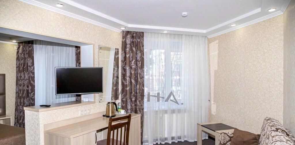 офис г Набережные Челны р-н Автозаводский пр-кт им Вахитова 44/78 фото 16