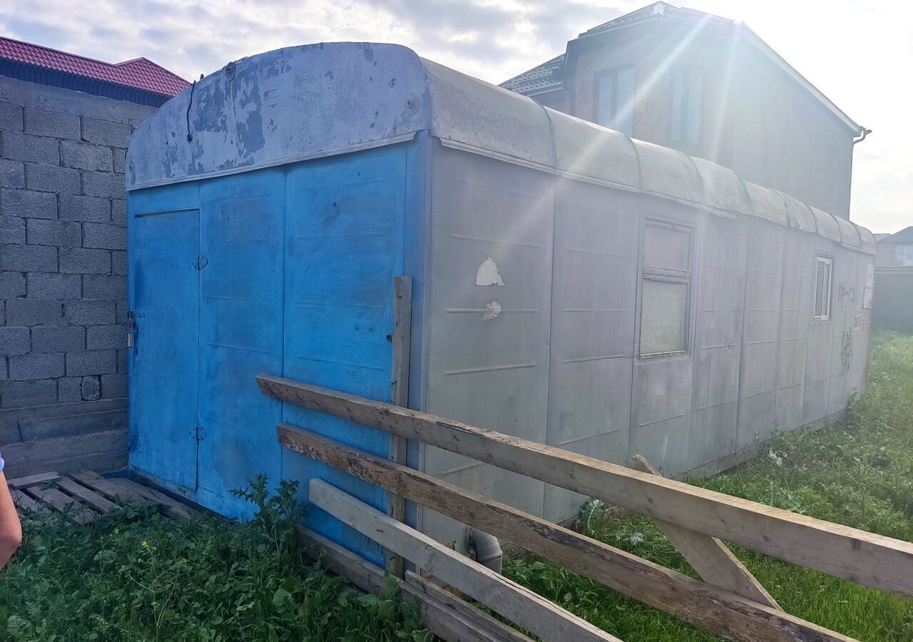 гараж г Махачкала пгт Ленинкент ул Сайдулы Магомедова 14 р-н Кировский Ленинкент фото 2