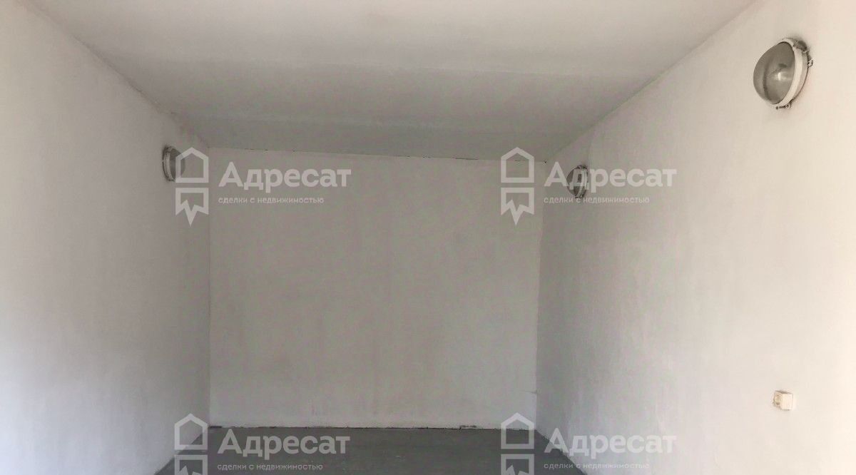 гараж г Волгоград р-н Дзержинский ул им. Хорошева фото 2