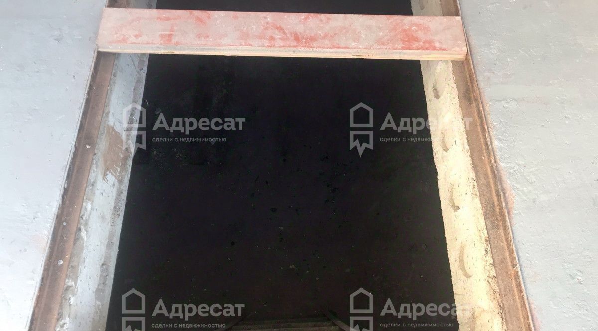 гараж г Волгоград р-н Дзержинский ул им. Хорошева фото 3