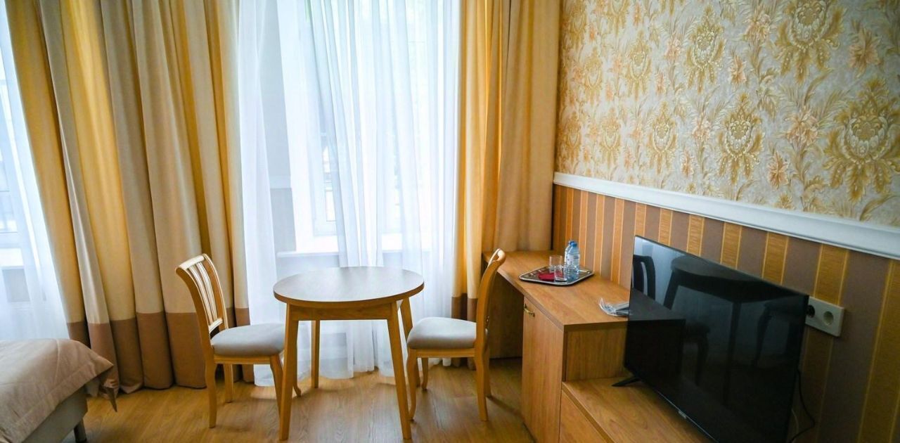 комната г Казань Кремлёвская ул Большая Красная 12 фото 4