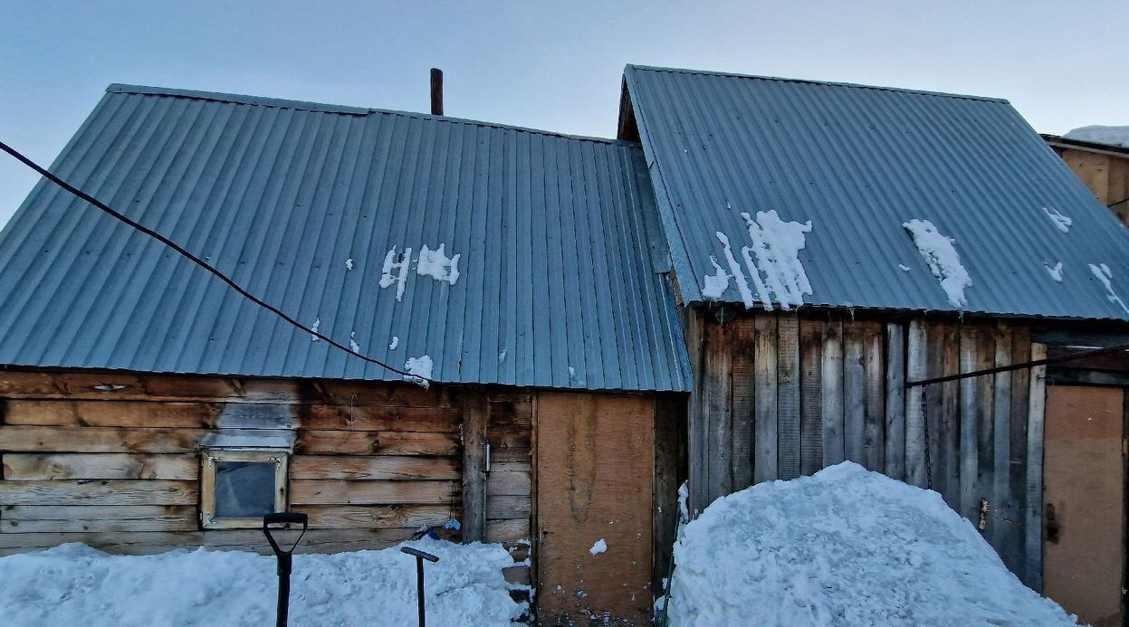 дом г Мыски п Берензас ул Речная фото 9