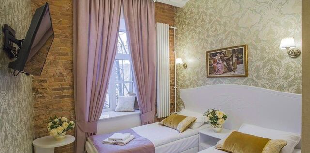 метро Гостиный Двор пр-кт Невский 32/34 фото