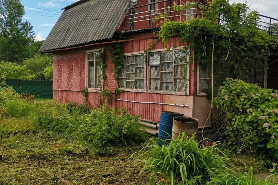 дом р-н Лужский СТ Театральный, Театральная улица фото 1