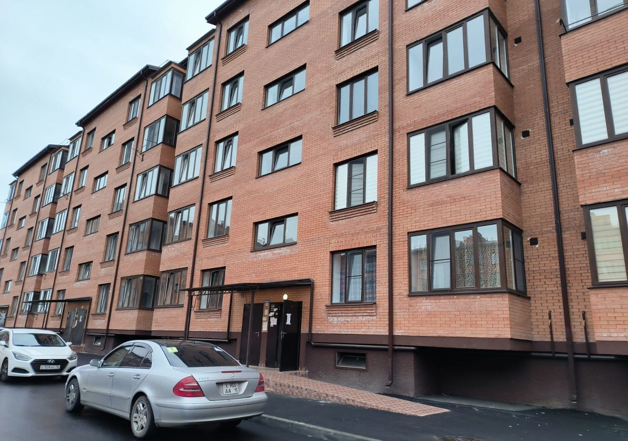 квартира г Владикавказ р-н Северо-Западный ул Курсантов-Кировцев 4 Дома по ул. Курсантов Кировцев, 29 фото 1