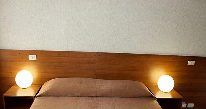 комната г Набережные Челны р-н Комсомольский пр-кт Казанский 30 фото 2