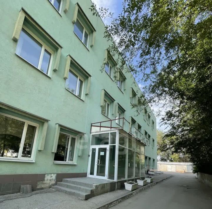 офис г Саратов р-н Ленинский ул им Ломоносова М.В. 1/1 фото 4
