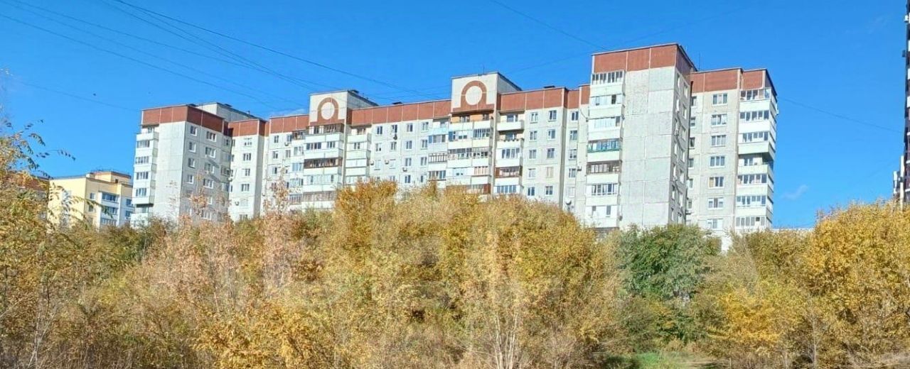 квартира г Омск р-н Кировский ул 70 лет Октября 13/2 Кировский АО фото 1