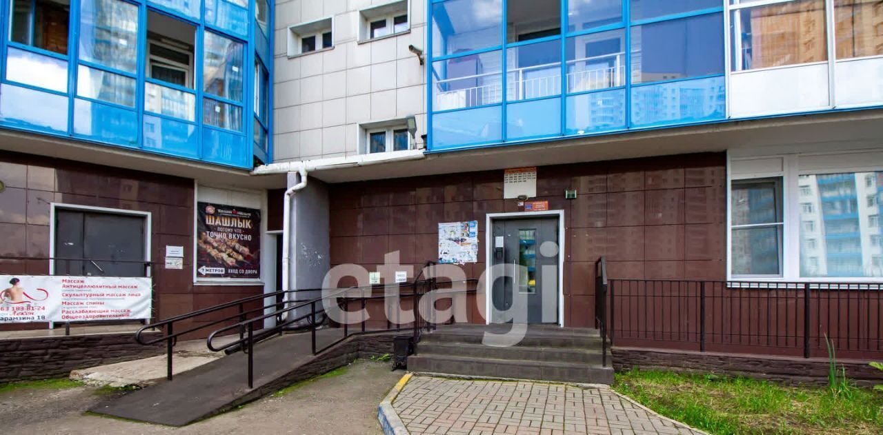 квартира г Красноярск р-н Свердловский ул Карамзина 18 фото 17