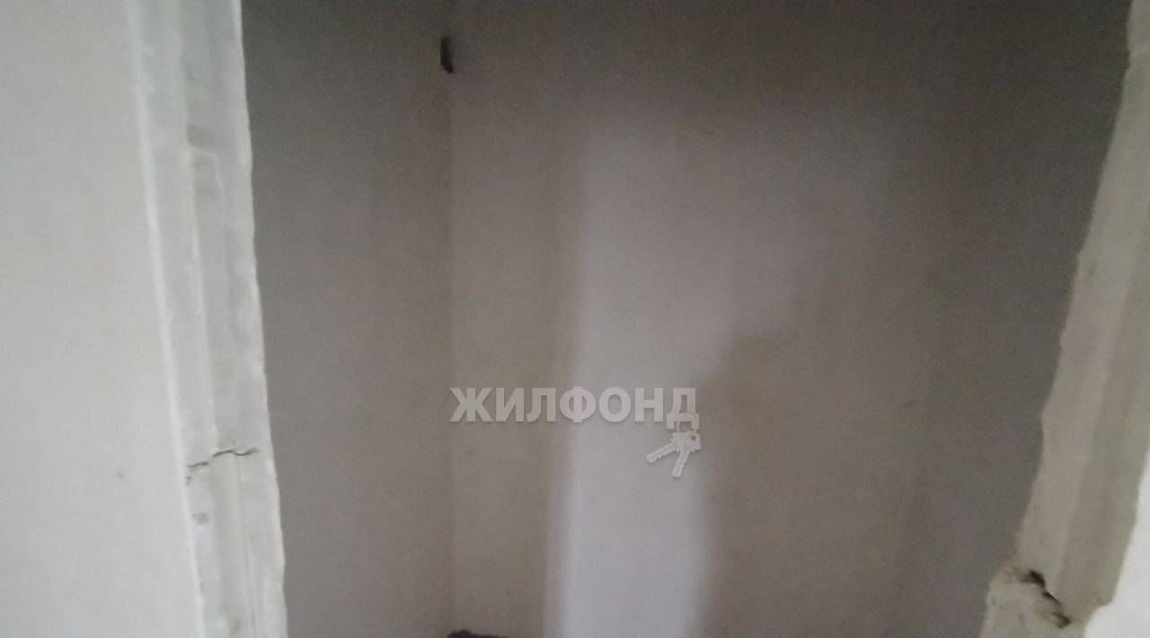 квартира г Абакан ул Пирятинская 18б фото 10