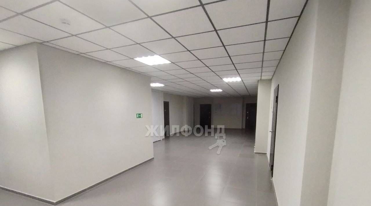квартира г Абакан ул Пирятинская 18б фото 15