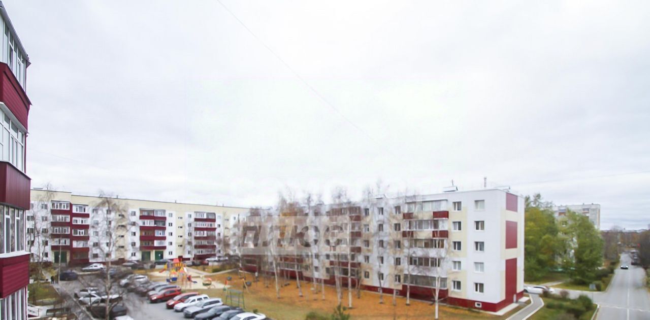 квартира г Сургут 9-10-й микрорайон ул Просвещения 43 фото 35