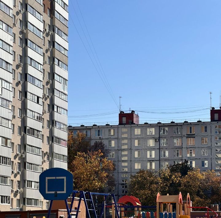 квартира г Тольятти р-н Центральный ул Ленинградская 68 фото 46