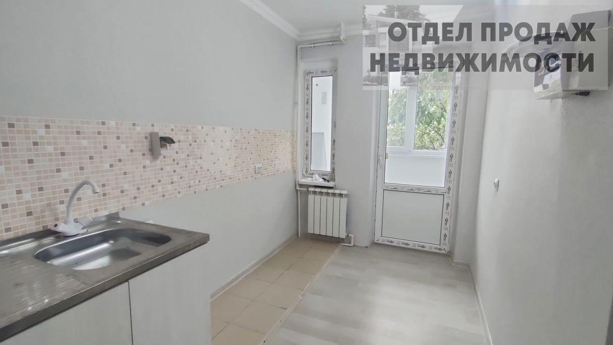 квартира р-н Крымский г Крымск ул Маршала Жукова 14 фото 6