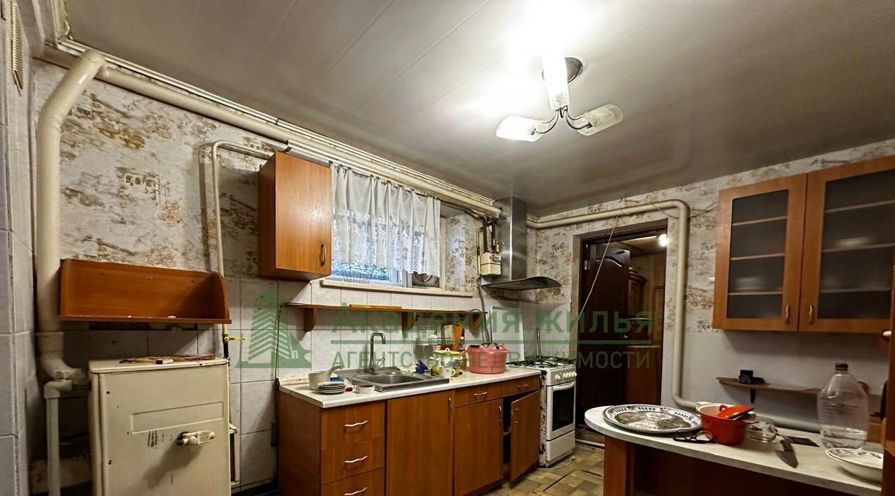 дом г Саратов р-н Волжский пр-д 3-й Мало-Соляной 8 фото 11