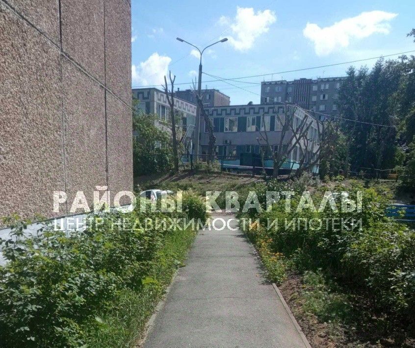 квартира г Челябинск р-н Тракторозаводский ул Мамина 5б фото 12