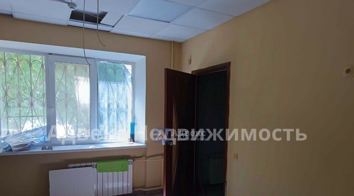торговое помещение г Тюмень р-н Калининский ул Николая Чаплина 113с/1 фото 4