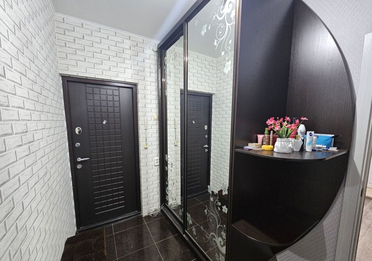 квартира г Астрахань р-н Кировский ул Бориса Алексеева 20к/2 фото 13