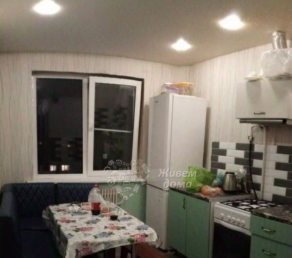 квартира г Волгоград р-н Тракторозаводский ул им. Менжинского 12 фото 1