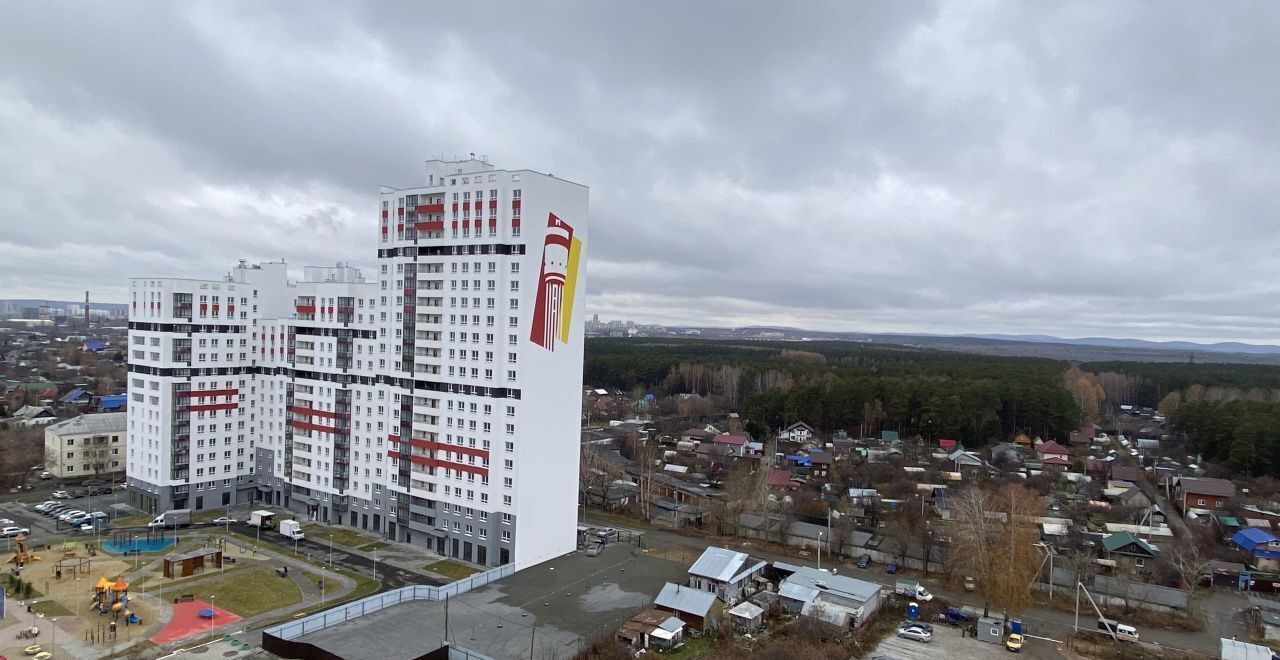 квартира г Екатеринбург р-н Орджоникидзевский Уралмаш Донбасская ул., 19 фото 15