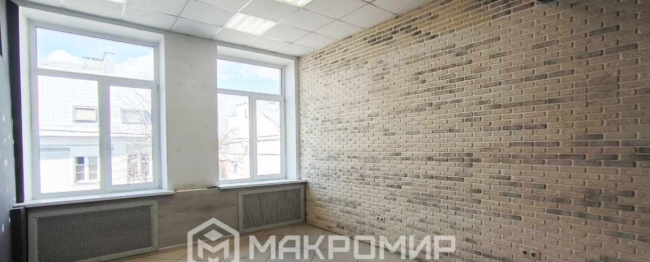 офис г Казань метро Площадь Тукая р-н Вахитовский ул Жуковского 8/50 фото 1