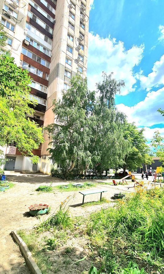 квартира г Саратов р-н Ленинский Солнечный ул им академика О.К.Антонова 33а фото 1