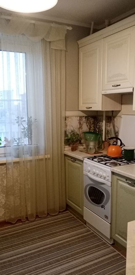 квартира г Магнитогорск р-н Орджоникидзевский ул Труда 43 фото 3