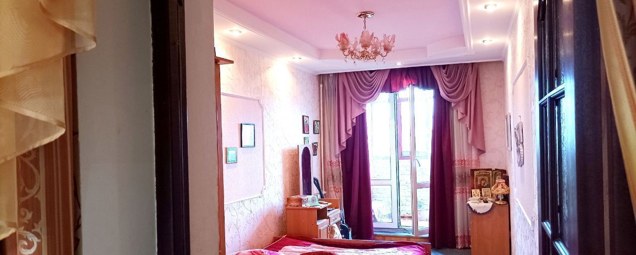 квартира г Евпатория пгт Новоозерное ул Адмирала Кантура 3 фото 7