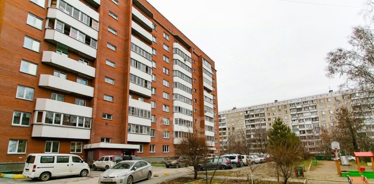 квартира г Новосибирск ул Петухова 130/1 Площадь Маркса фото 1