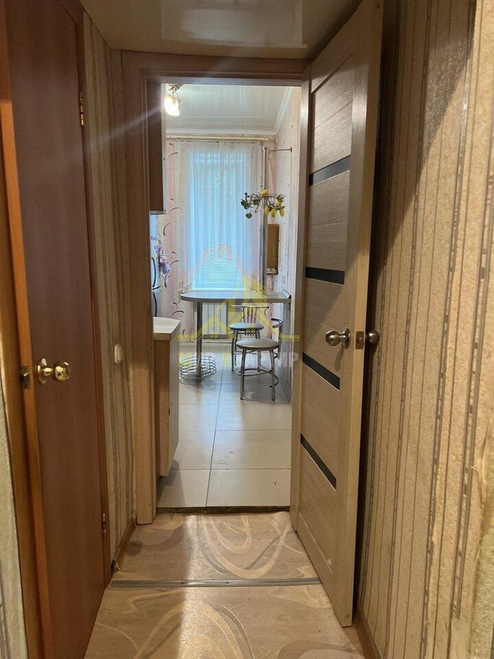 квартира г Орск р-н Октябрьский ул Кутузова 28 фото 2